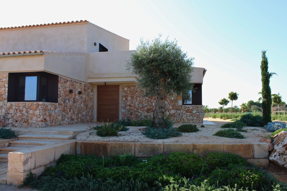 GARDEN LANDSCAPE DESIGN CAMPOS MALLORCA SESTEPA DESIGN — Finca Jardín Campos